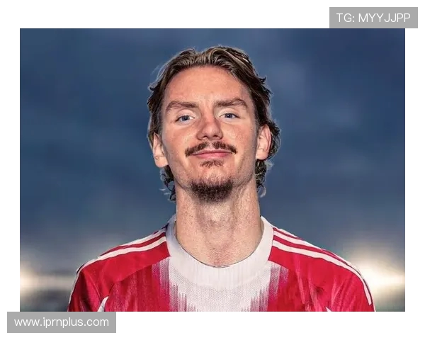 扬森谈沃尔特马德比赛被嘘事件:典型的德国式反应与情感表达 扬森谈沃尔特马德比赛被嘘事件:典型的德国式反应与情感表达