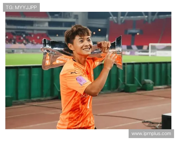 王霜荣获亚姐提名 愿在偶像C罗效力的地方夺奖更为喜悦 王霜荣获亚姐提名 愿在偶像C罗效力的地方夺奖更为喜悦