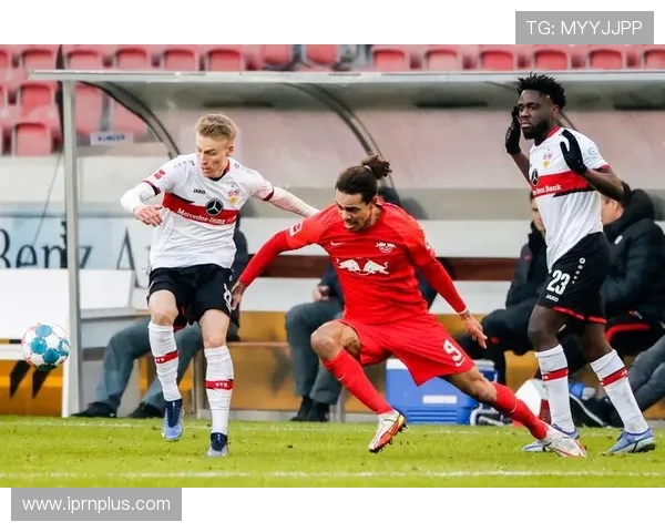 RB莱比锡对阵汉堡劳姆古拉西奇首发洛孔加卢卡武什科维奇出战